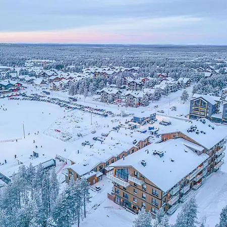 Apartment C9 Ski-in Ski-out By Aavalevi