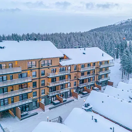 Appartement C9 Ski-in Ski-out By Aavalevi