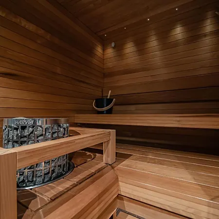 C9 Ski-in Ski-out By Aavalevi Levi