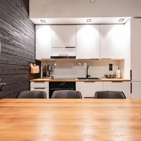 Appartement C9 Ski-in Ski-out By Aavalevi *