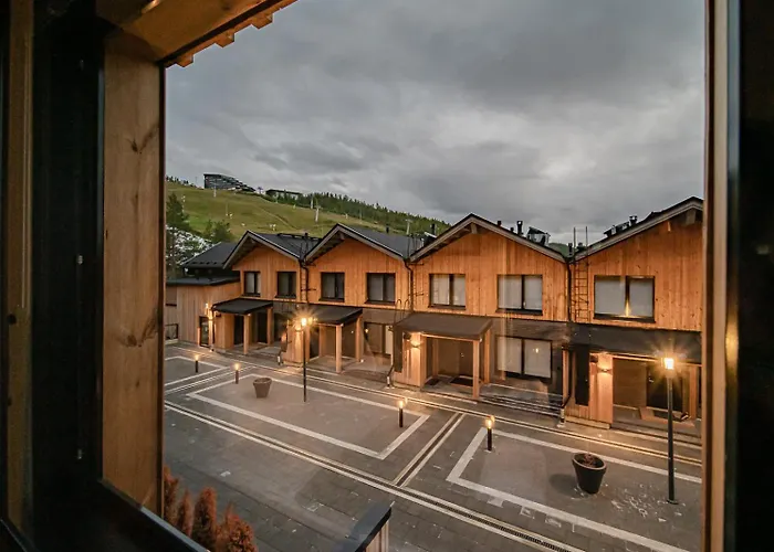 C9 Ski-in Ski-out By Aavalevi